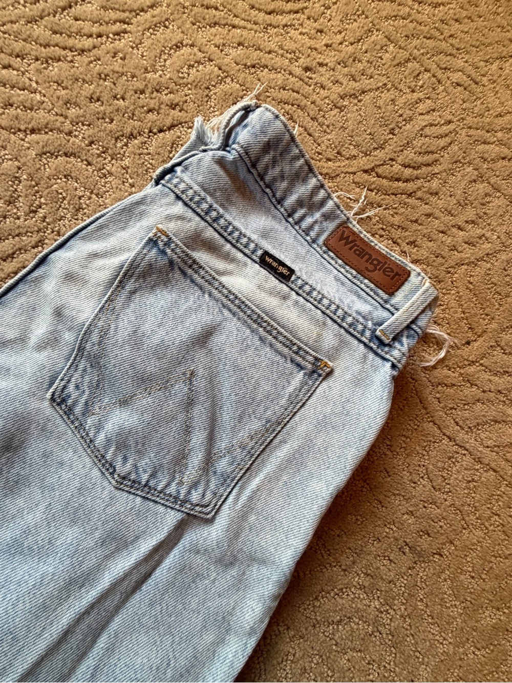 Wrangler Women's High-Rise Light Blue Denim Jeans